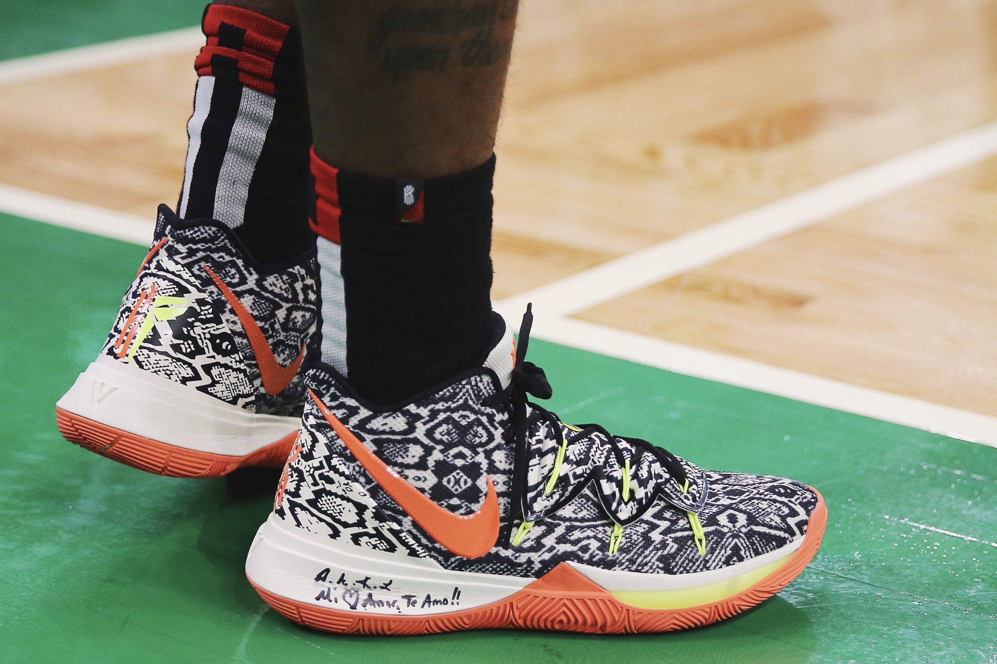 系出现错位 系出现错位