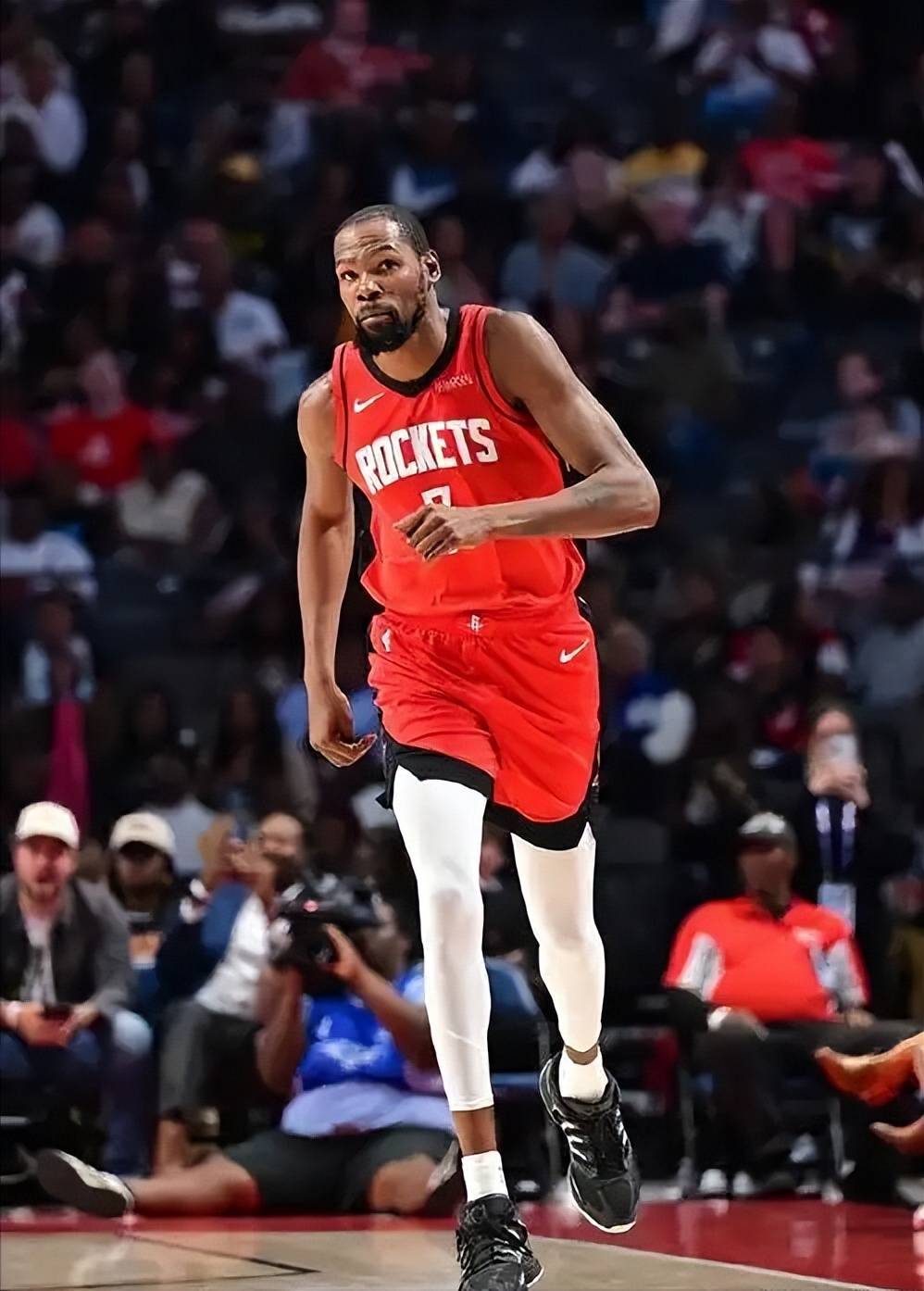 创造属于自 创造属于自