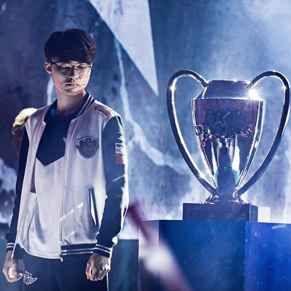 他不仅再度 他不仅再度